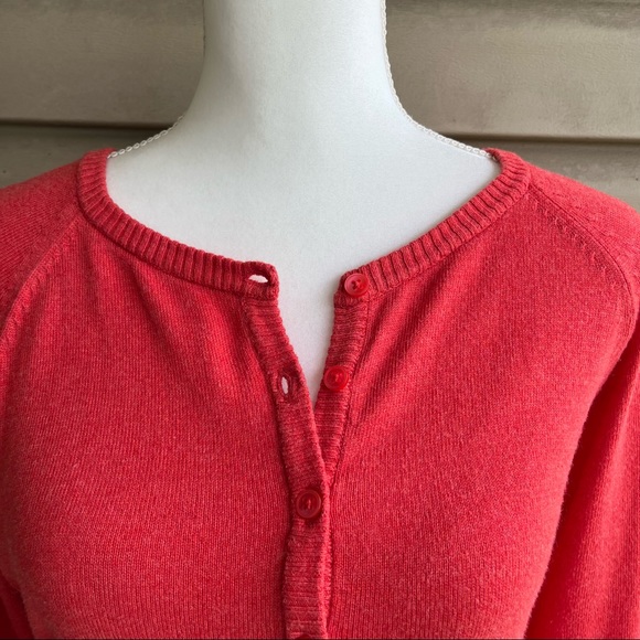 •Columbia• Perfect Layer Henley Sweater in Burnt Henna Heather - Size Small - Picture 4 of 10